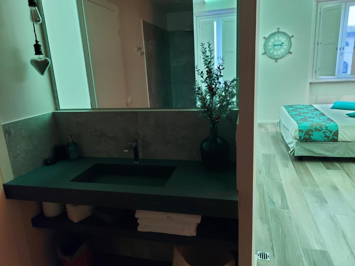 La Romantica Camere E Wellness Senigallia Exteriör bild