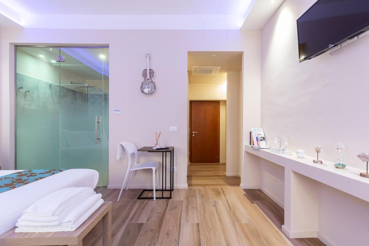 La Romantica Camere E Wellness Senigallia Exteriör bild